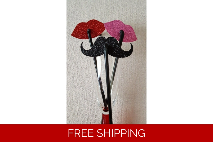 10 x SPARKLY GLITTER LIP/MOUSTACHE STRAWS - HEN PARTY, BIRTHDAYS, WEDDINGS